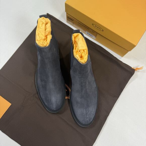 Tod’s SUEDE CHELSEA BOOTS Size 7.5UK/9US New In Box With Receipt MSRP $1,095 main image 8